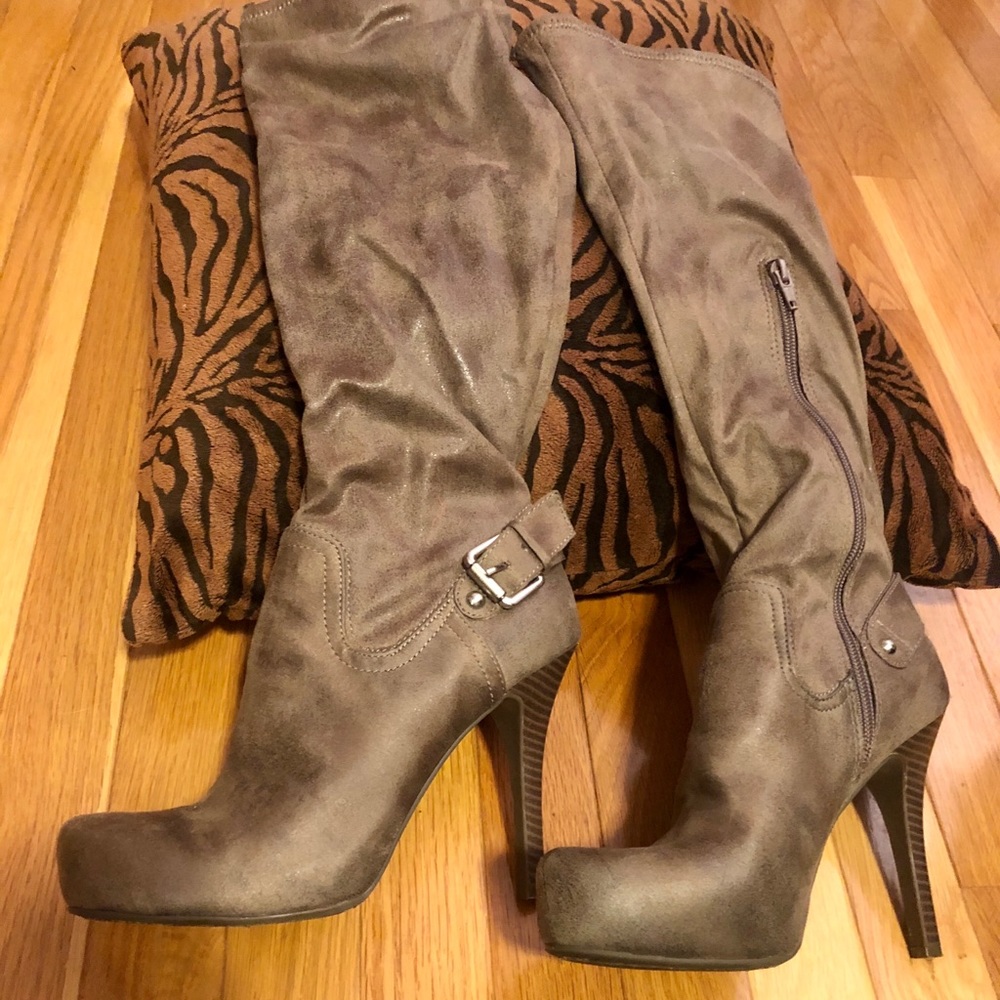 BCBGeneration Tall Boot